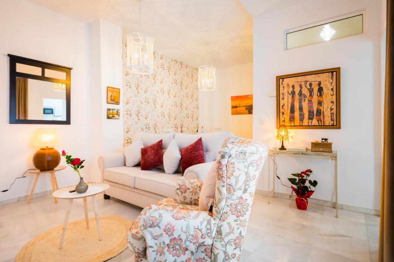 Apartamentos Cruz De San Andres Sevilla Exterior foto