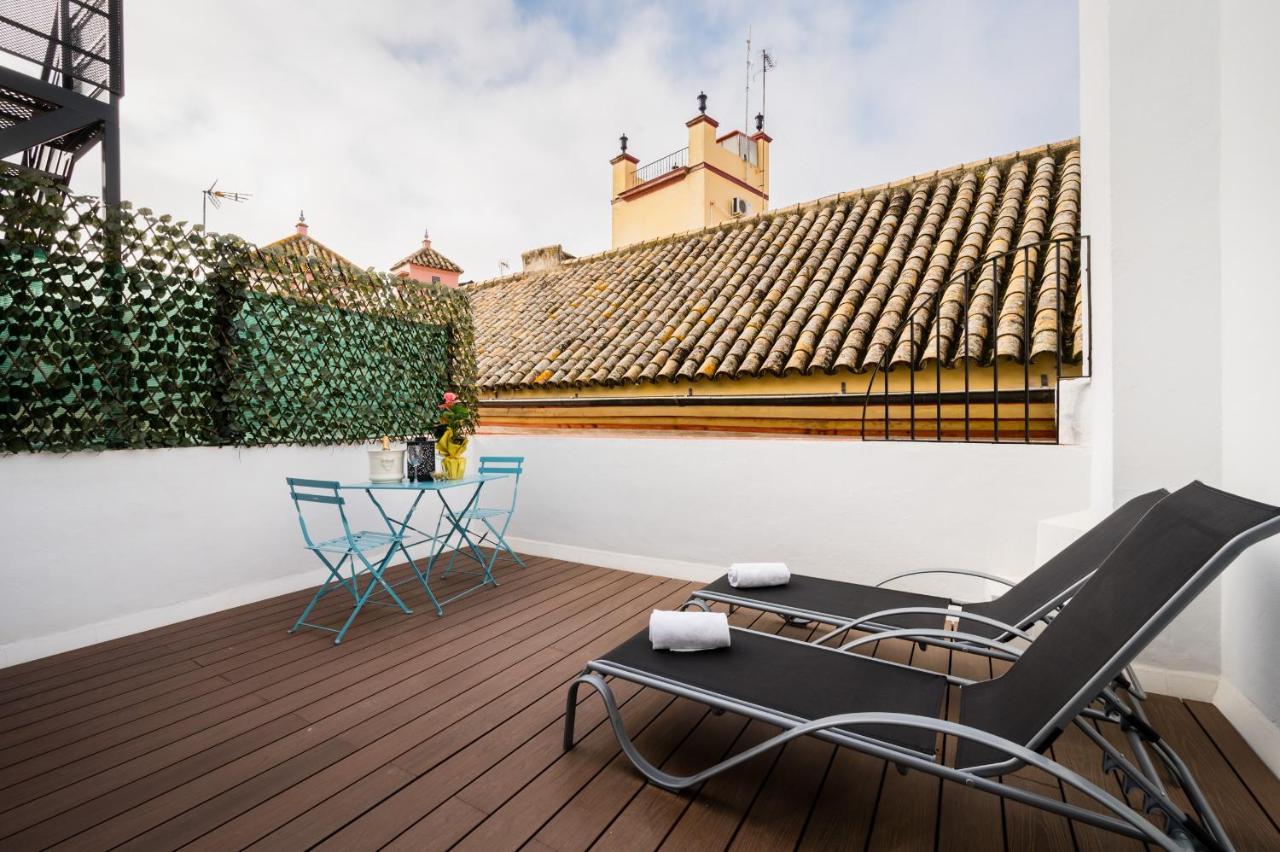 Apartamentos Cruz De San Andres Sevilla Exterior foto